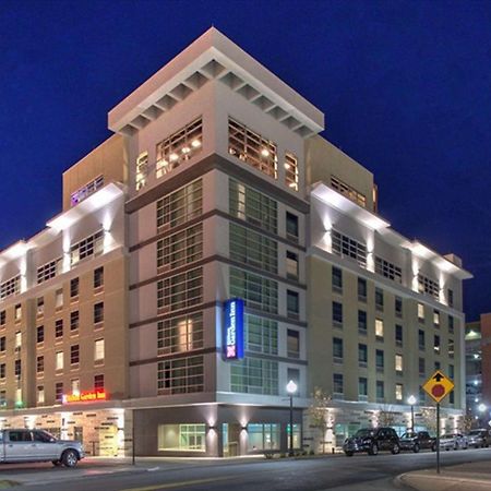 Hilton Garden Inn Little Rock Downtown Eksteriør billede