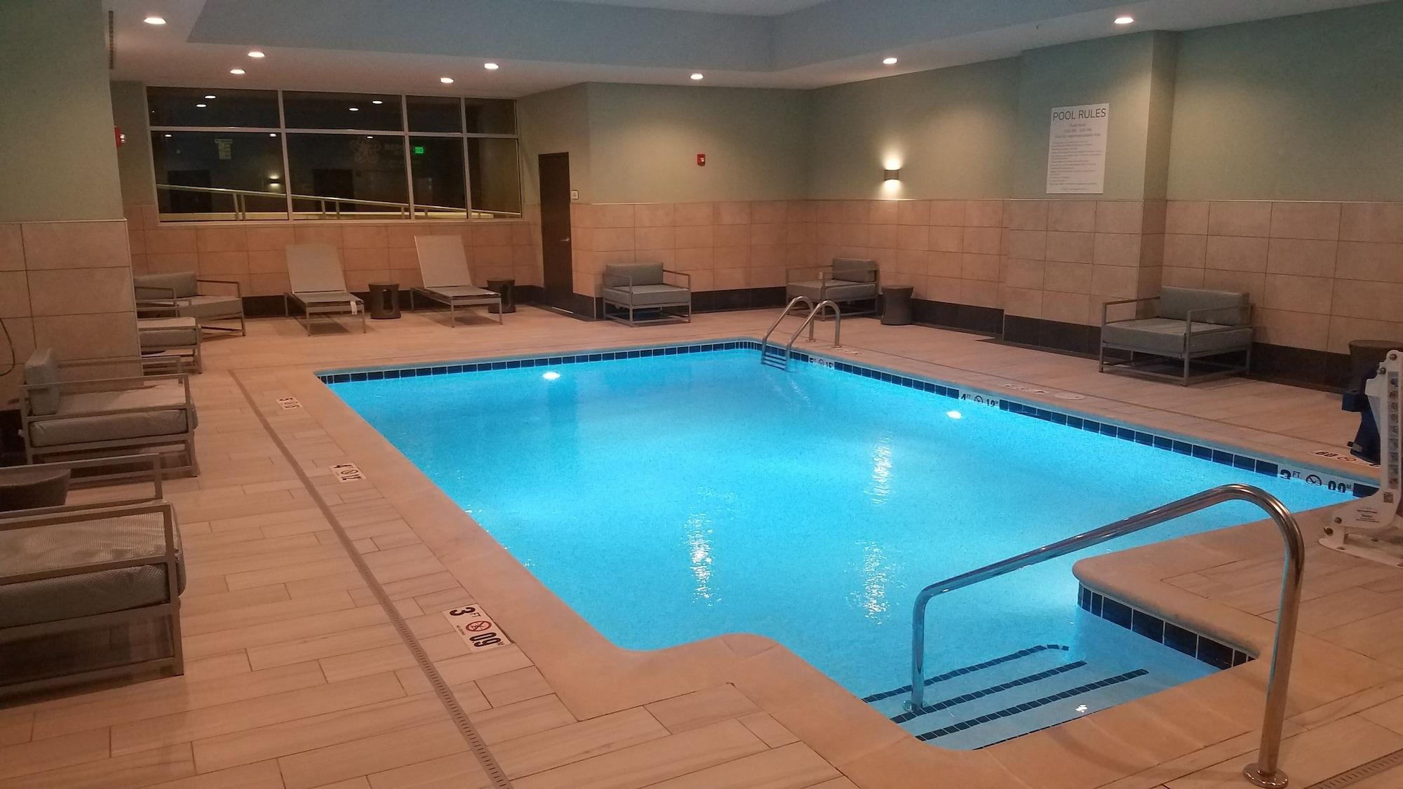 Hilton Garden Inn Little Rock Downtown Eksteriør billede