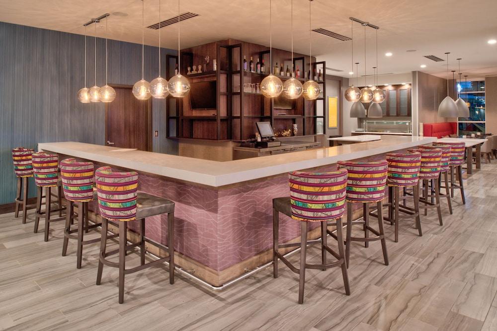 Hilton Garden Inn Little Rock Downtown Eksteriør billede